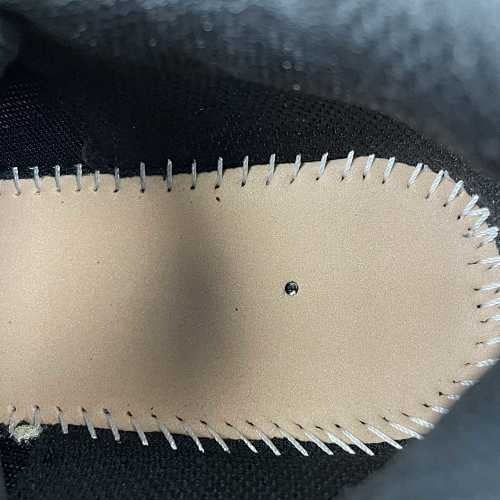 OFF-WHITE BE RIGHT BACK BLACK