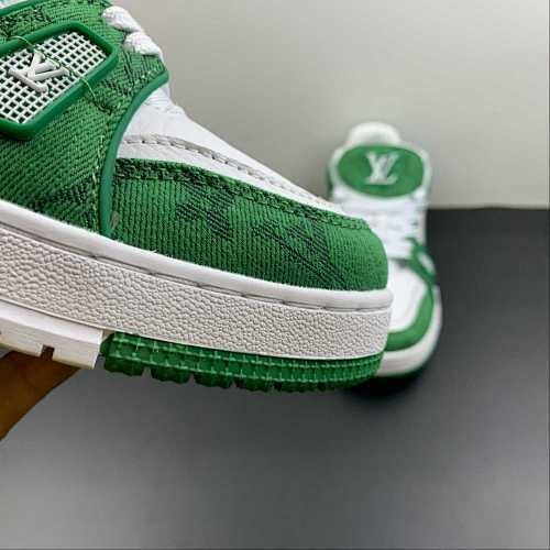 LV TRAINER GREEN