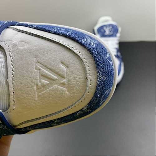 LV TRAINER BLUE