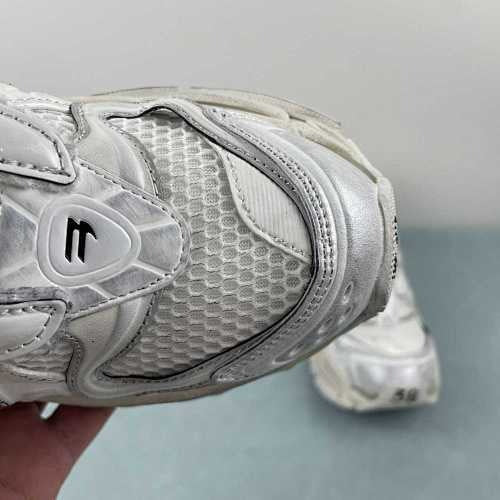 BALENCIAGA RUNNER WHITE