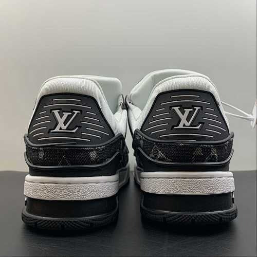LV TRAINER BLACK