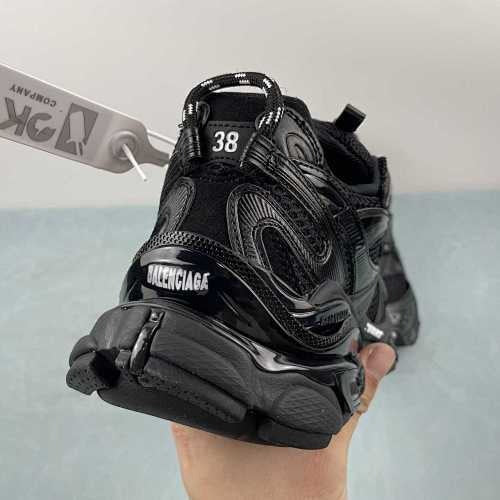 BALENCIAGA RUNNER BLACK