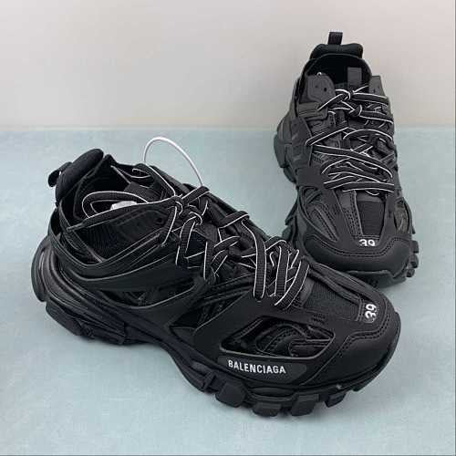 BALENCIAGA TRACK BLACK