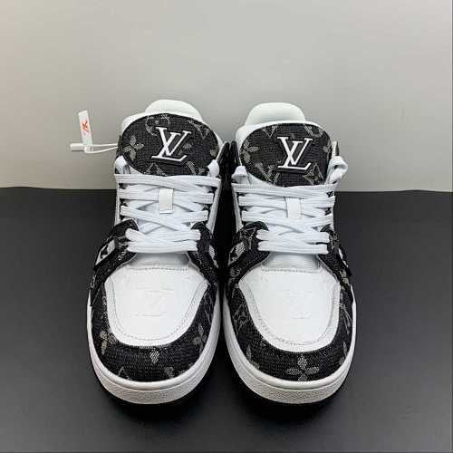 LV TRAINER BLACK