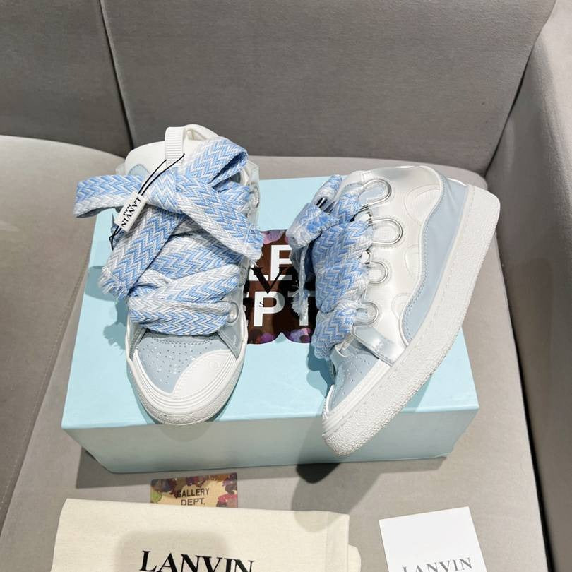 LANVIN CURB PATENT BLUE