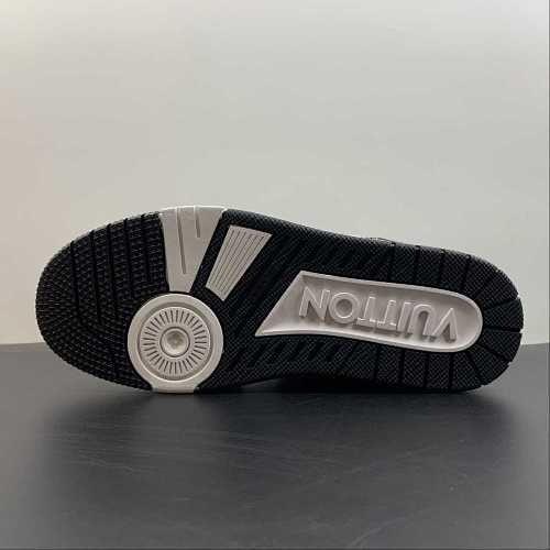 LV TRAINER BLACK