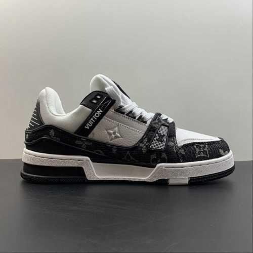 LV TRAINER BLACK