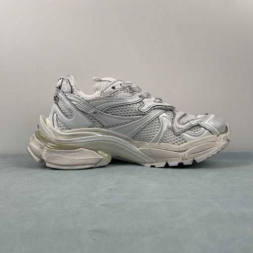 BALENCIAGA RUNNER WHITE